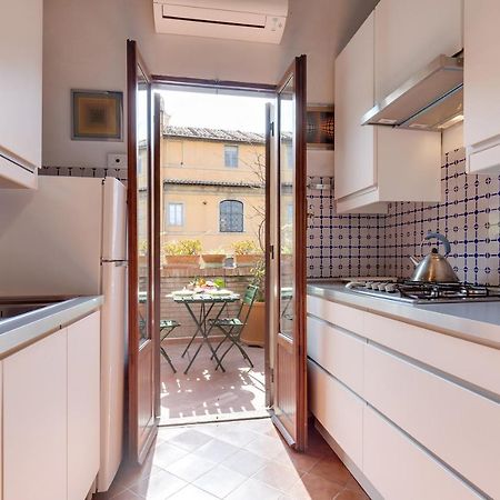 Rome As You Feel - Luxury Cappellari Apartment ภายนอก รูปภาพ