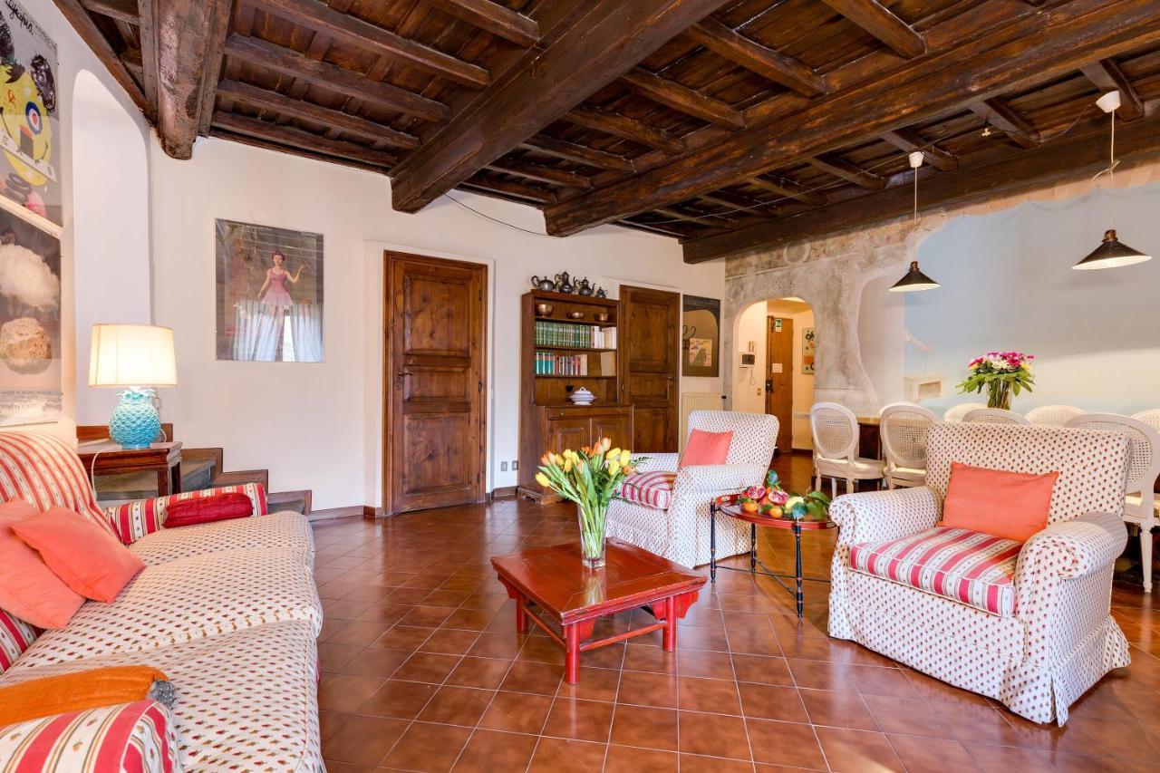 Rome As You Feel - Luxury Cappellari Apartment ภายนอก รูปภาพ